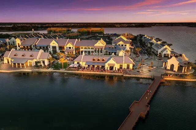 $539,900 | 6600 Silverstar Drive, Sarasota, FL 34240