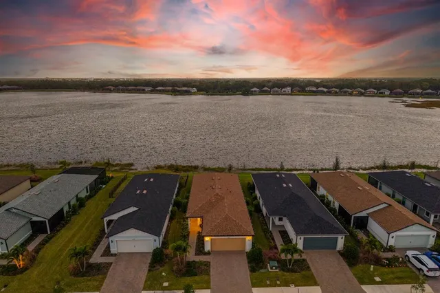 $539,900 | 6600 Silverstar Drive, Sarasota, FL 34240