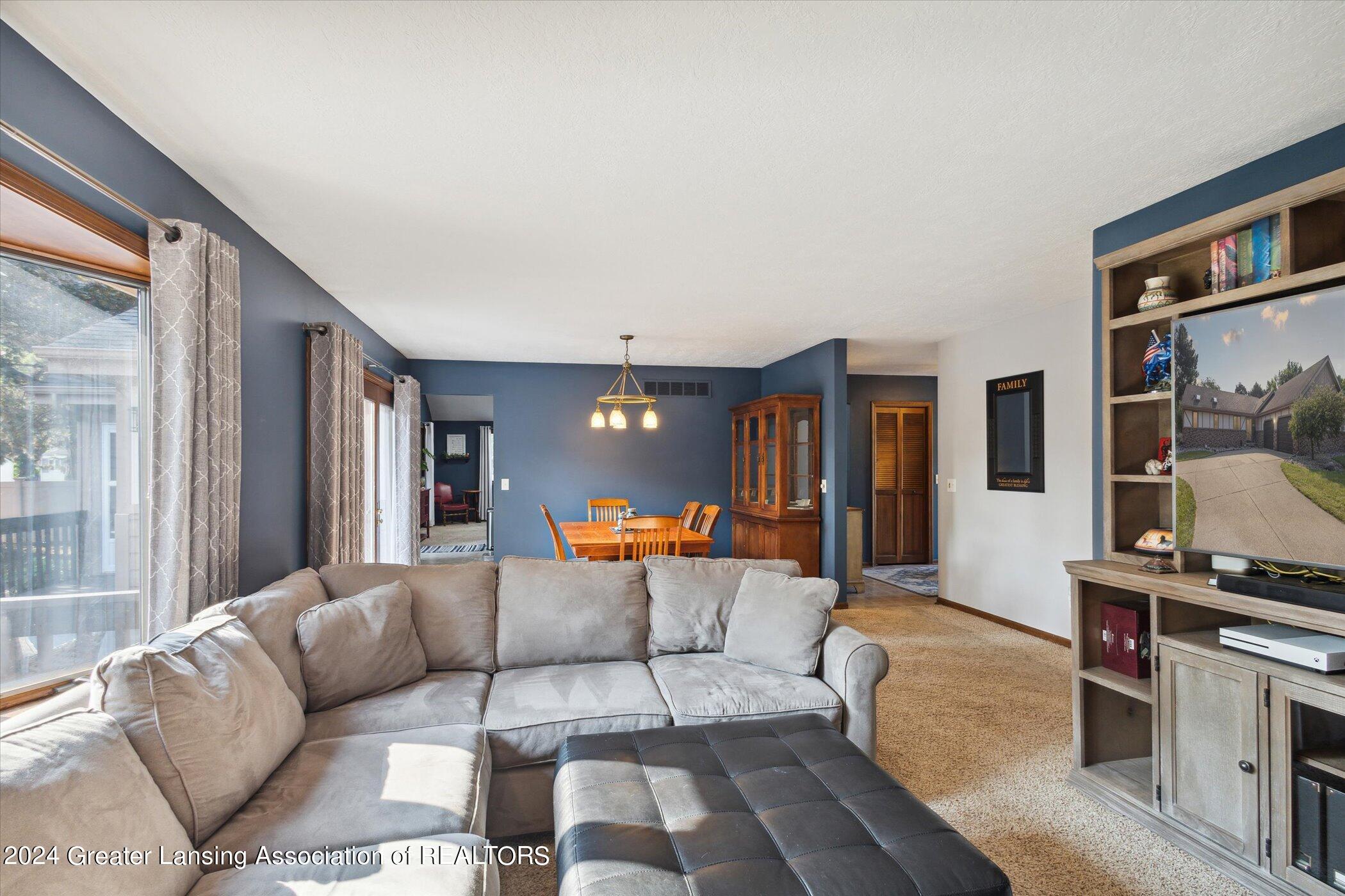 1002 Sheldon Row Charlotte, MI 48813 - Photo 23 of 50 23-1002-Sheldon-Row-Charlotte-MI-48813-W