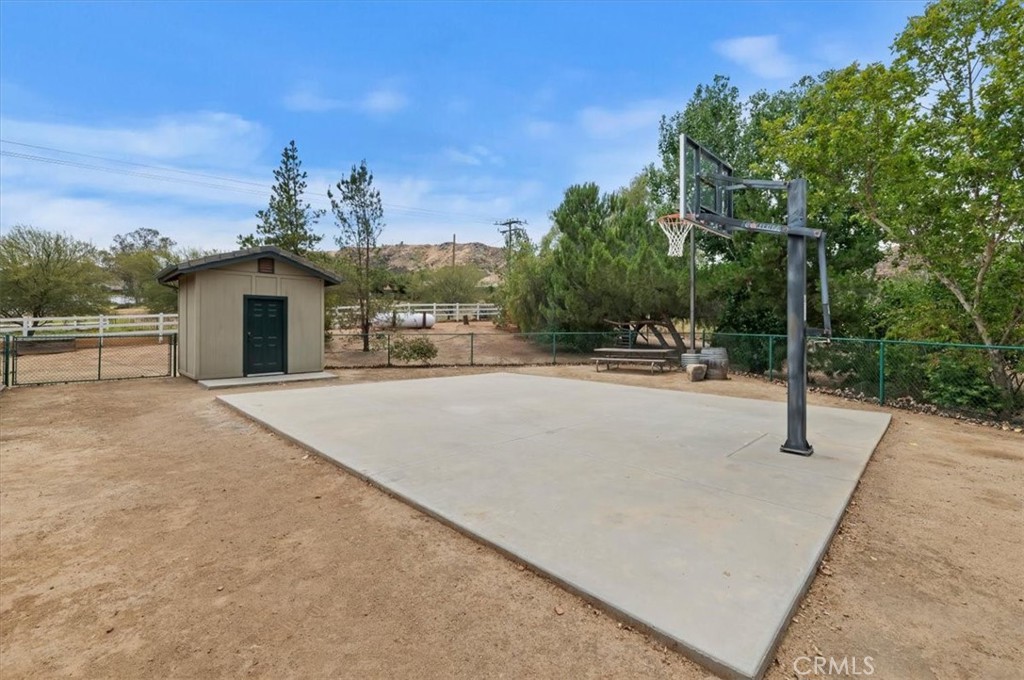 16420 Rocky Glen Road Perris, CA 92570 - Photo 57 of 74
