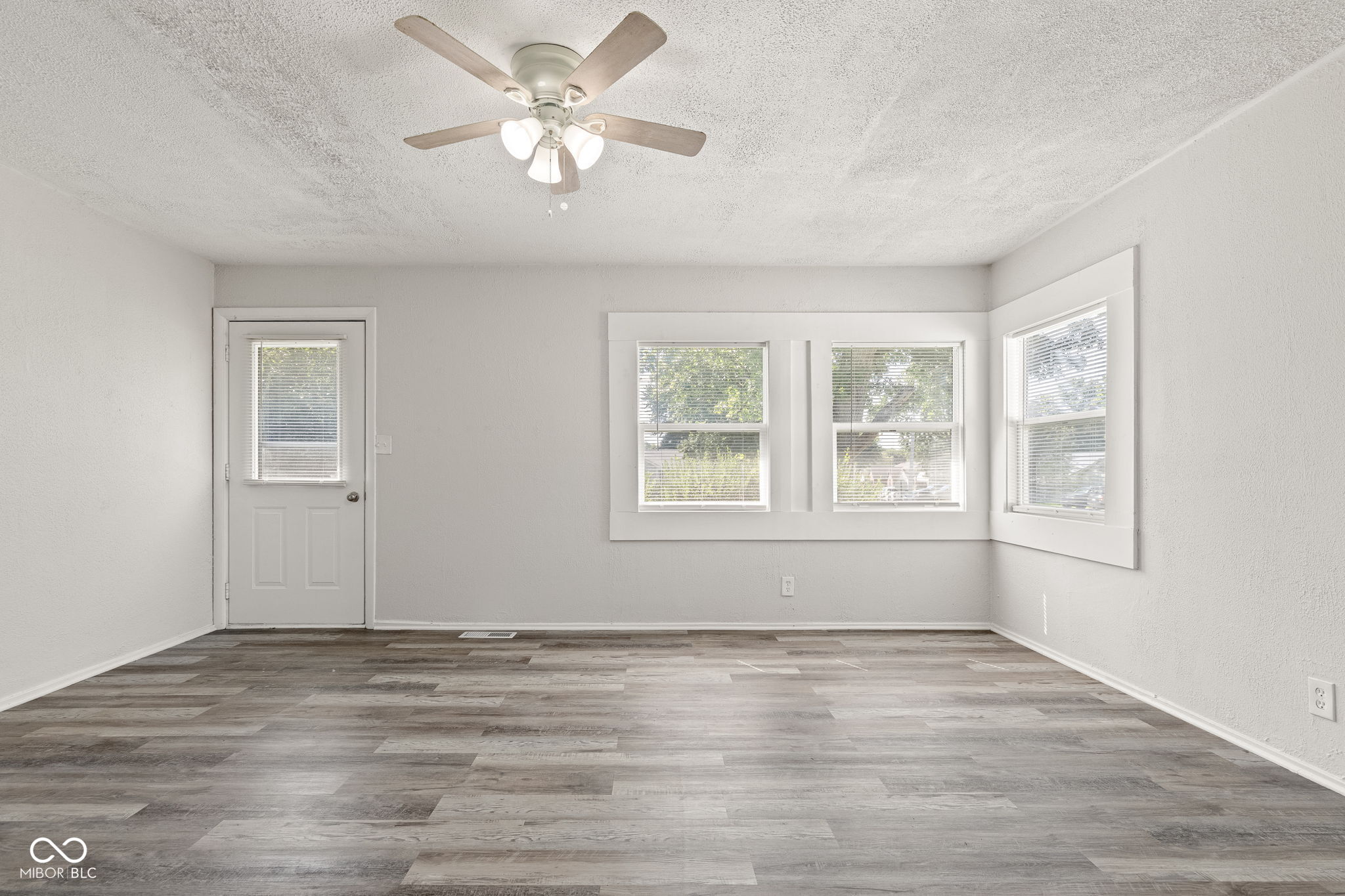 12065 North Rooker Road Mooresville, IN 46158 - Photo 10 of 28 Gallery Image 10