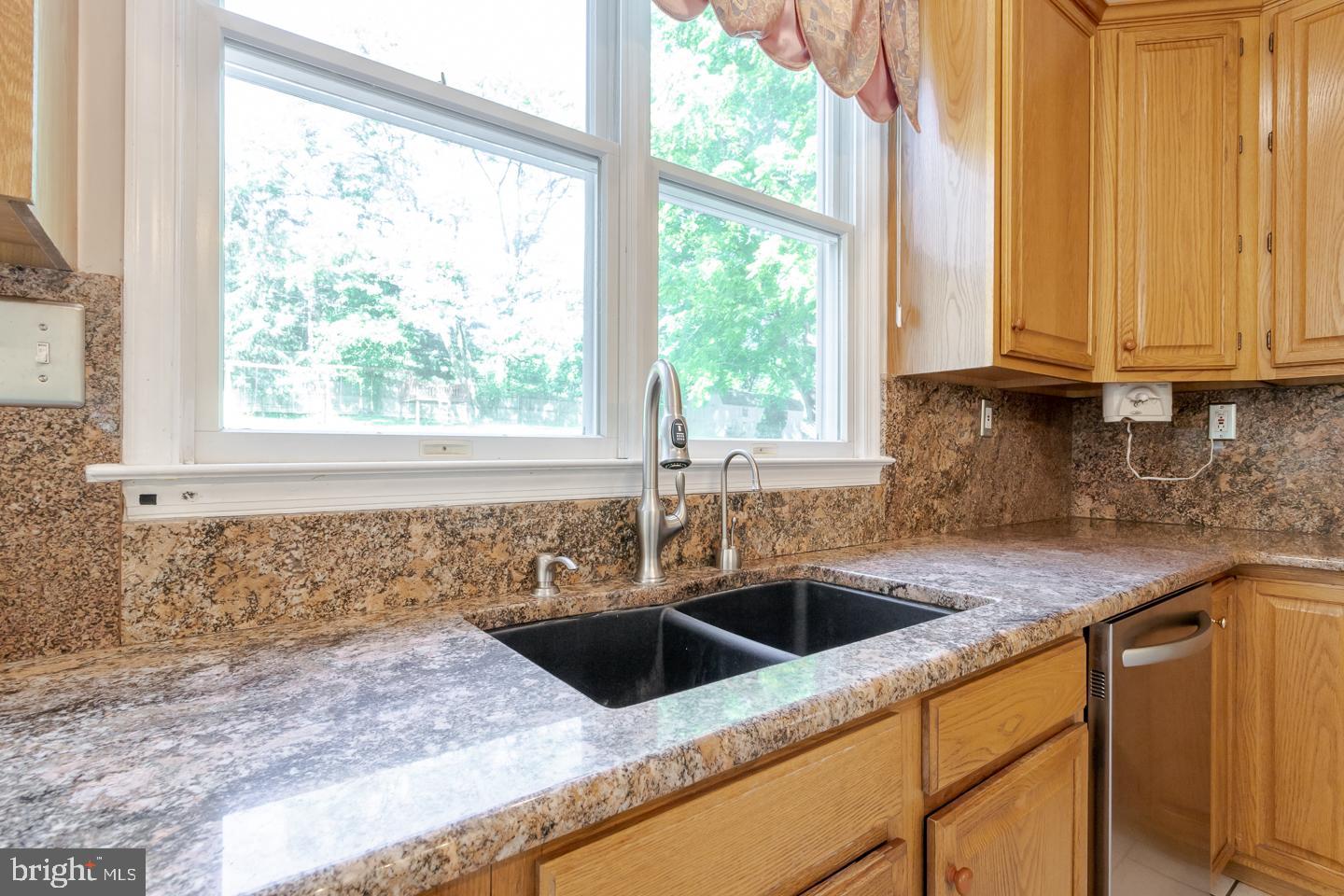 322 Long Ridge Lane Exton, PA 19341 - Photo 14 of 56 Gallery Image 14