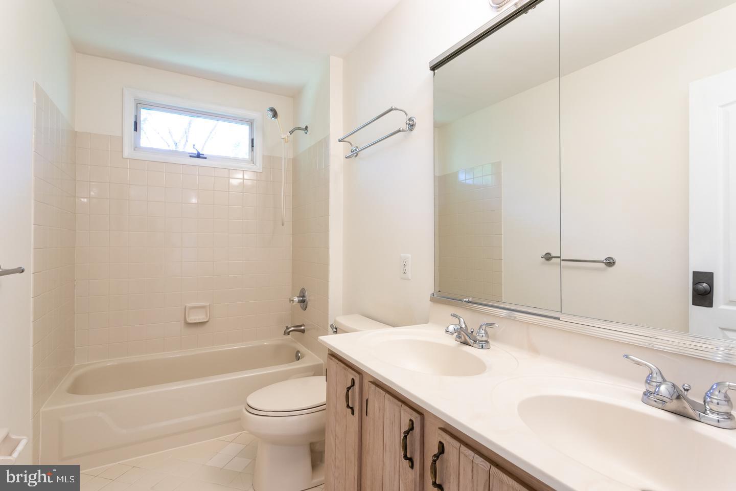322 Long Ridge Lane Exton, PA 19341 - Photo 39 of 56 Gallery Image 39