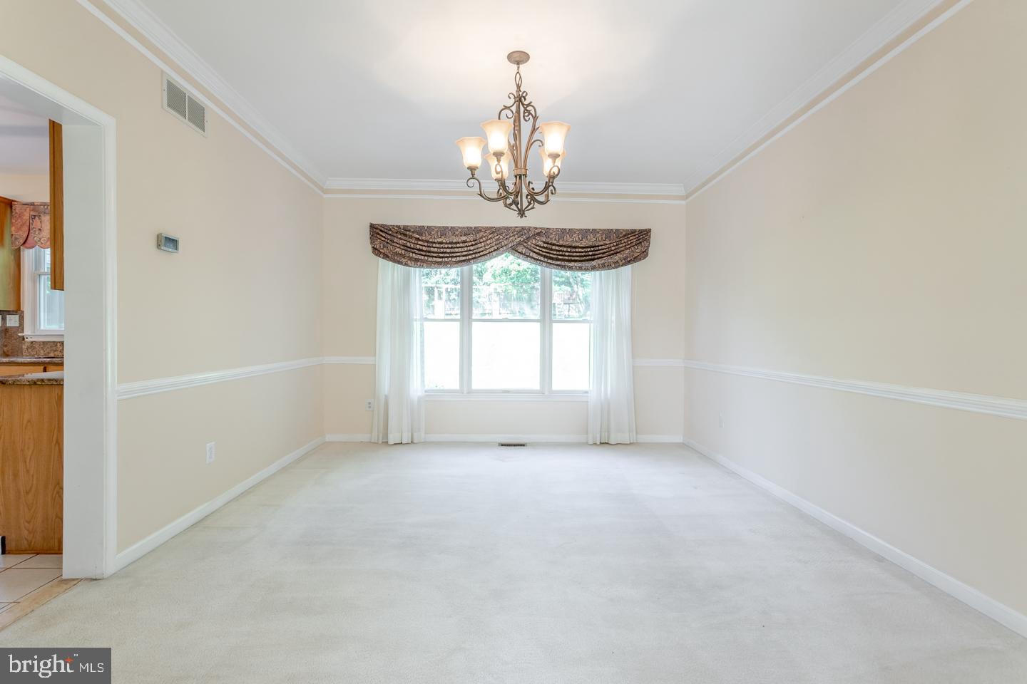 322 Long Ridge Lane Exton, PA 19341 - Photo 7 of 56 Gallery Image 7