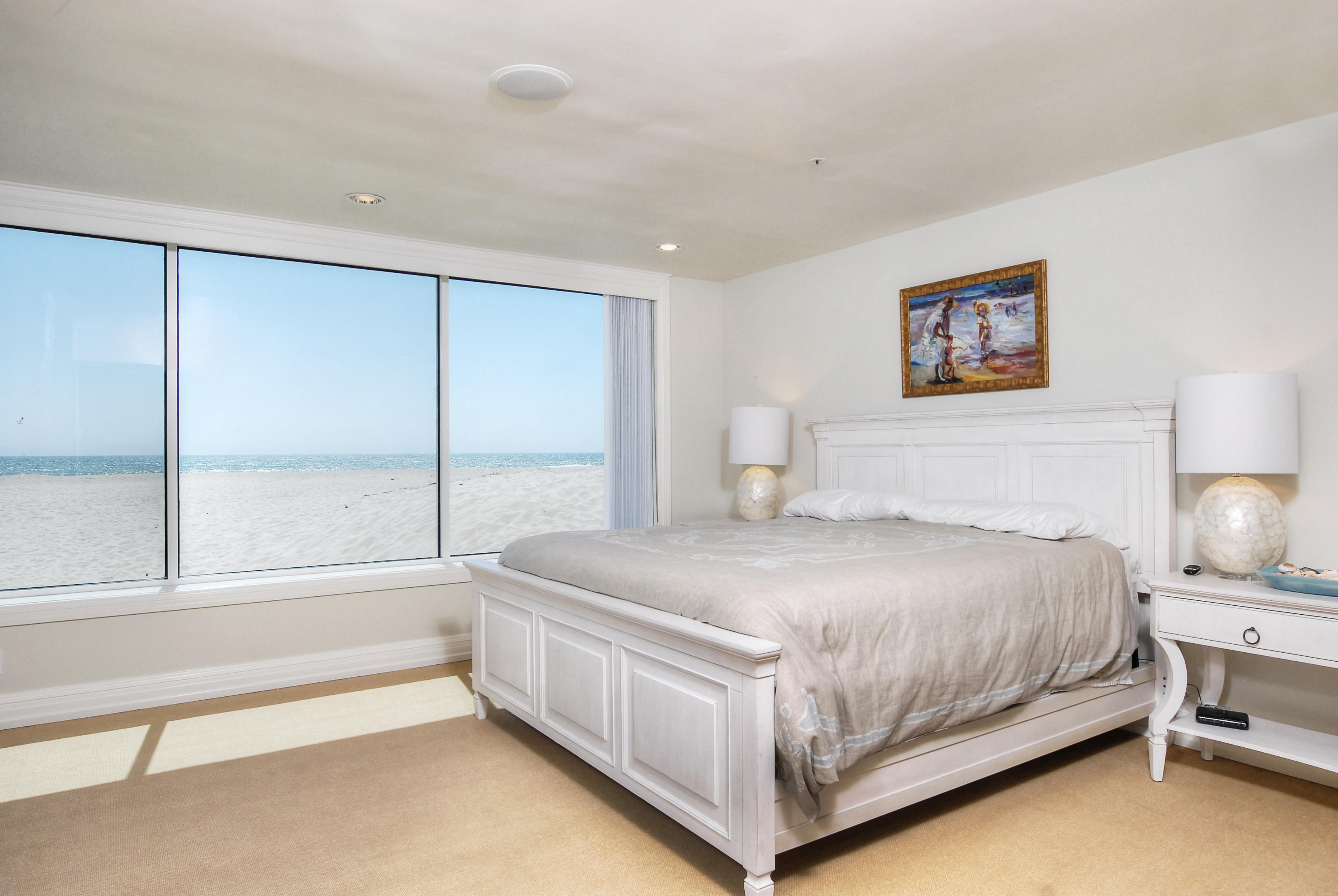 681 Mandalay Beach Road Oxnard, CA 93035 - Photo 27 of 39 a bedroom with a bed and window