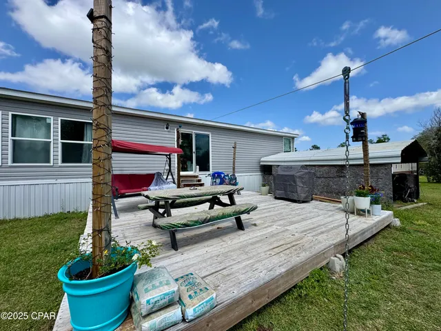 $230,000 | 7031 Hamilton Road, Grand Ridge, FL 32442