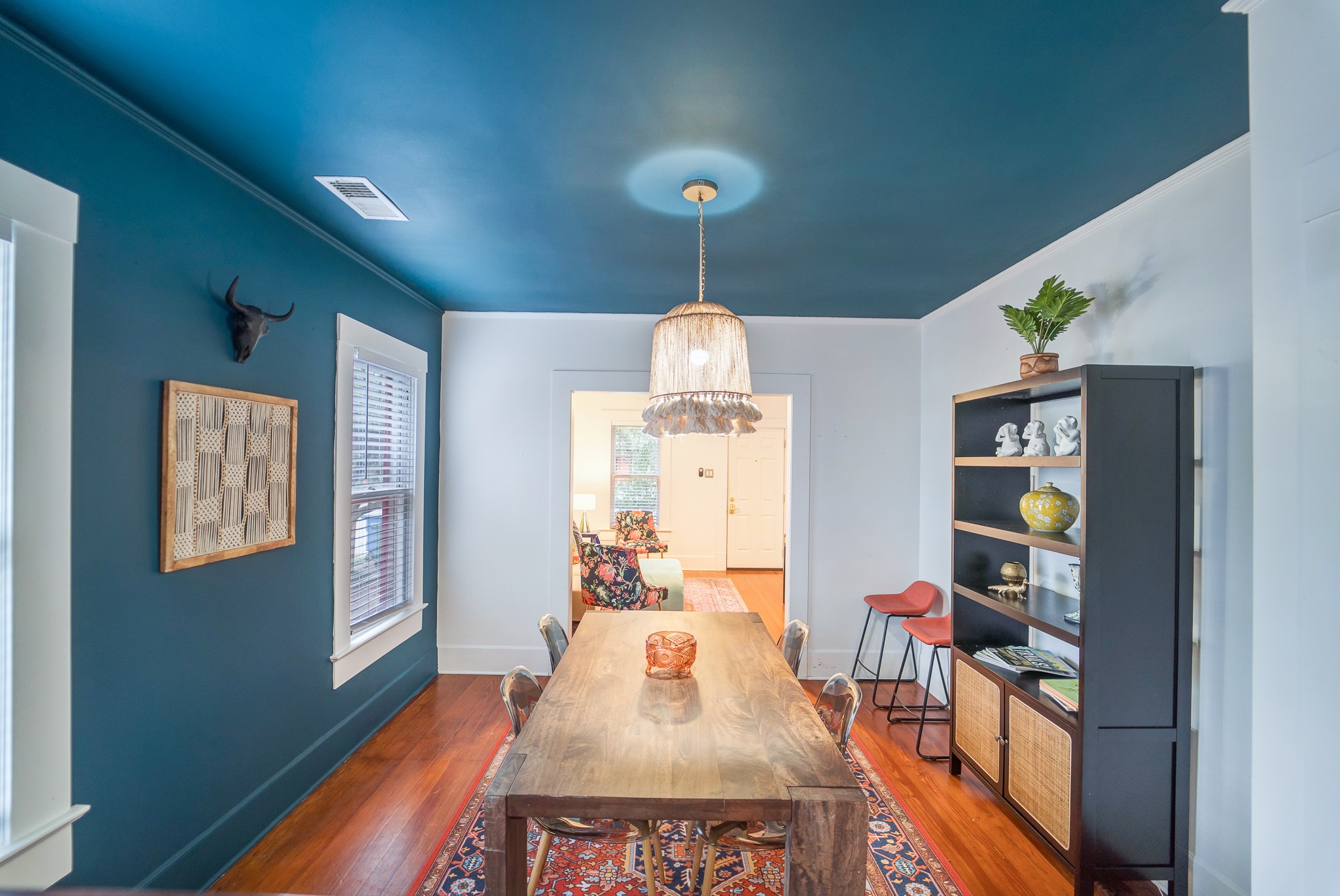 501 West 41st Street Austin, TX 78751 - Photo 11 of 18 a very nice looking room with a large window
