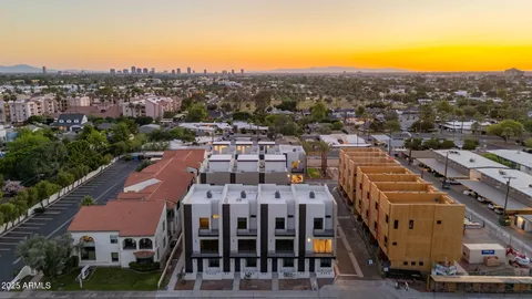 $738,000 | 4220 North 32nd Street, Unit 7, Phoenix, AZ 85016