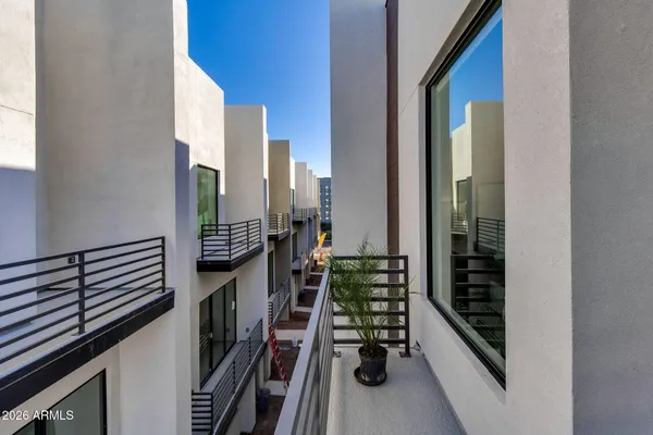 $738,000 | 4220 North 32nd Street, Unit 7, Phoenix, AZ 85016