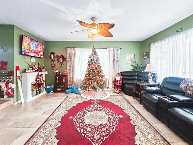 $367,900 | 913 Helena Drive, Brandon, FL 33511