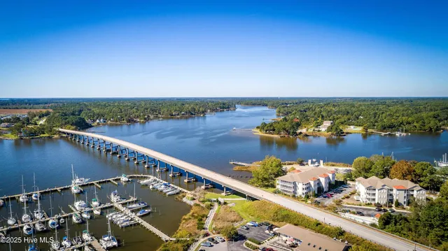 $350,000 | 300 Midyette Street, Unit B2, Oriental, NC 28571