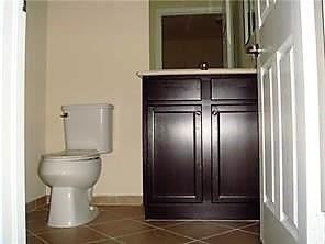23952 Southwest 117 Place Homestead, FL 33032 - Photo 12 of 16 Powder room