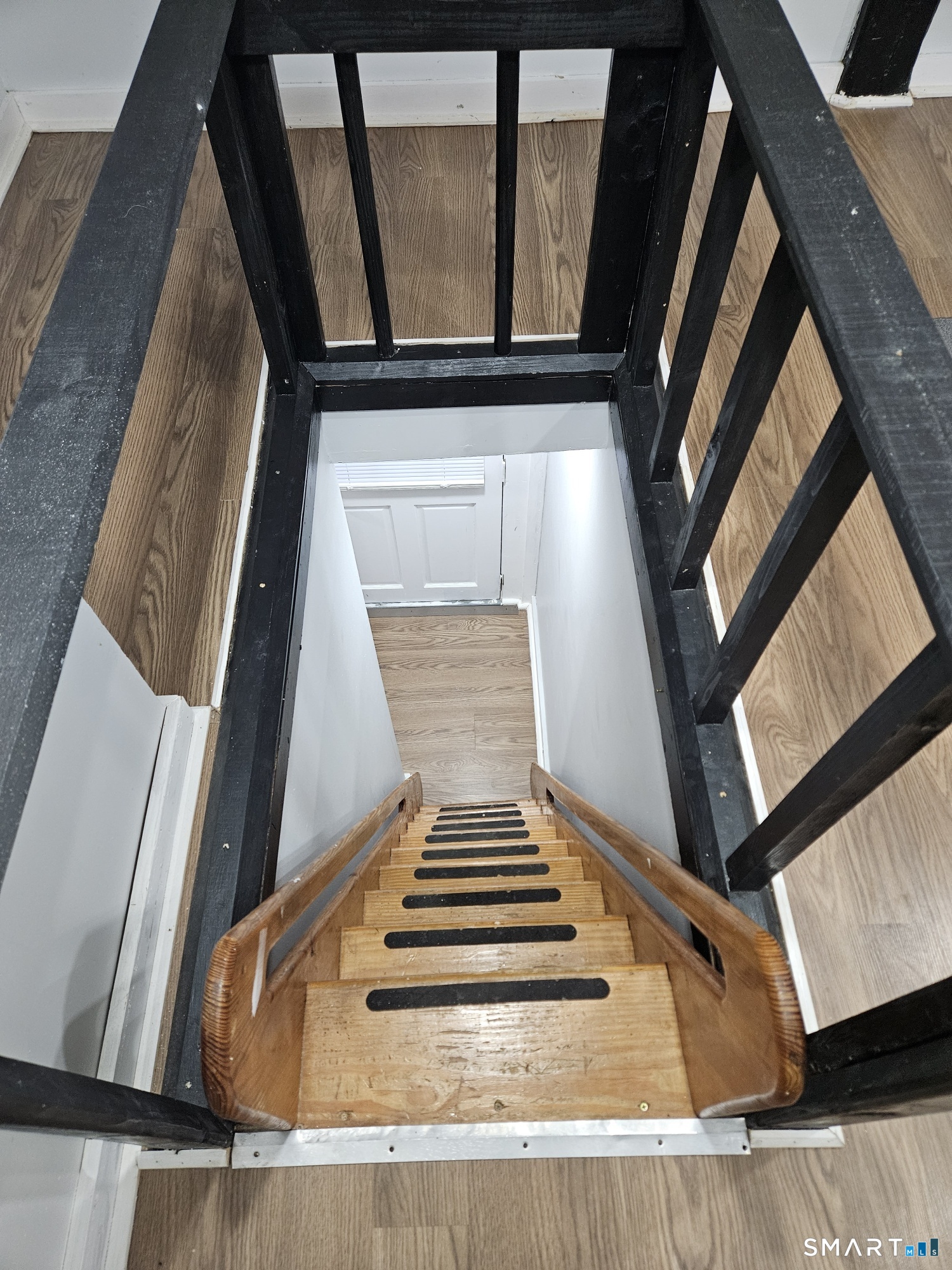 901 Baldwin Road Woodbridge, CT 06525 - Photo 21 of 27 a view of entryway