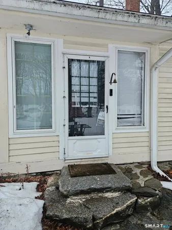 $2,500 | 901 Baldwin Road, Woodbridge, CT 06525