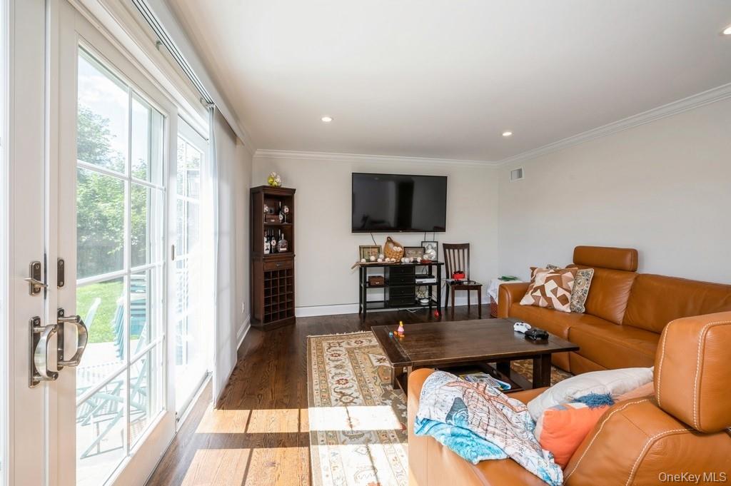 24 Sleepy Hollow Road Rye Brook, NY 10573 - Photo 14 of 29
