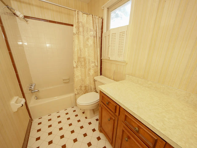 2404 Pristine View Road Charleston, SC 29414 - Photo 27 of 42 25