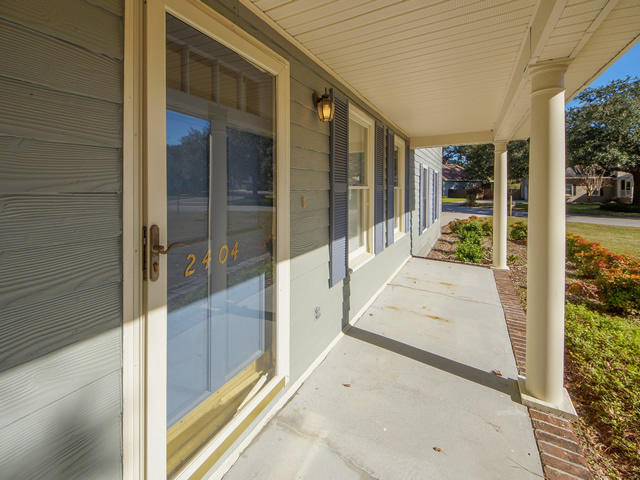 2404 Pristine View Road Charleston, SC 29414 - Photo 4 of 42 02