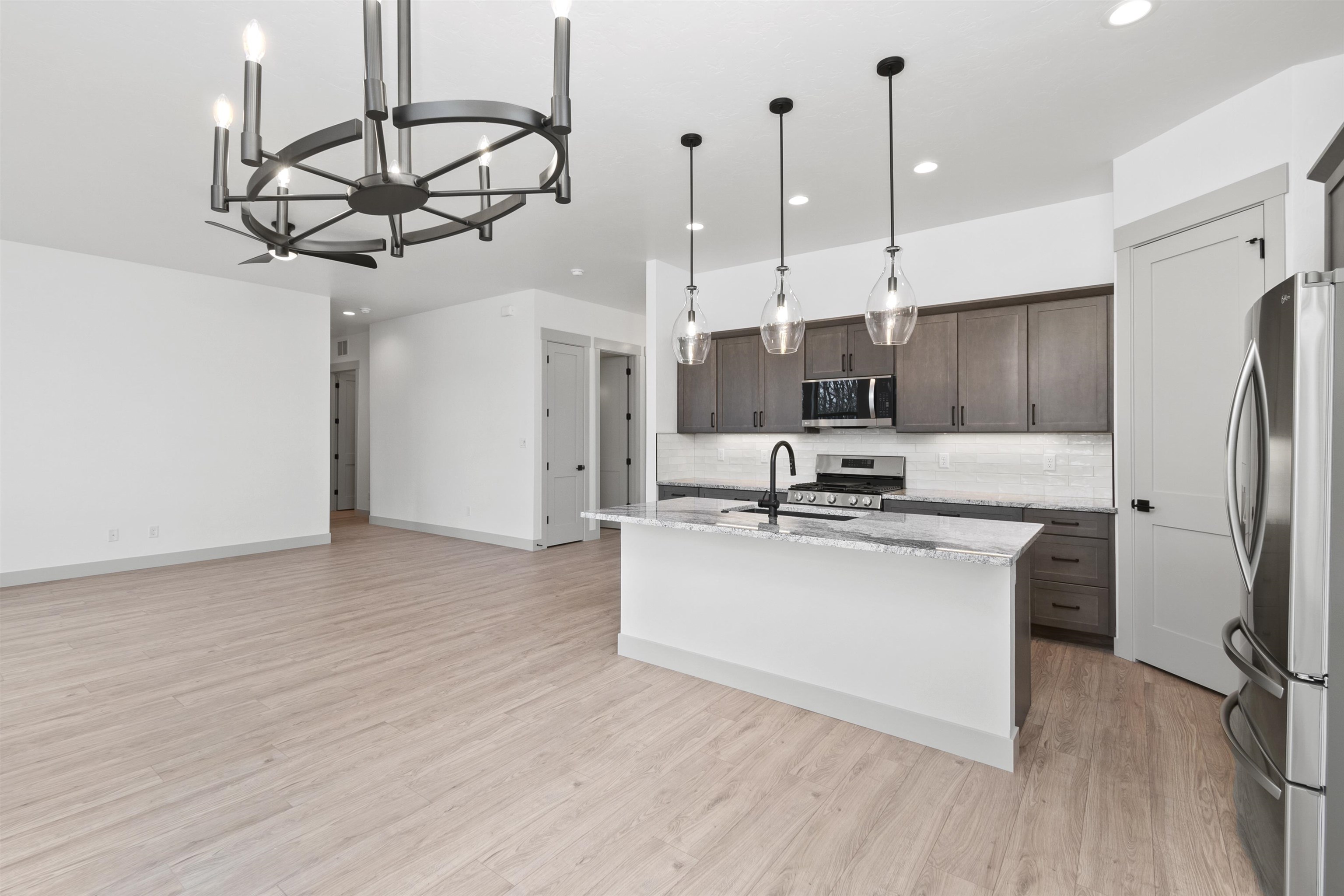 788 Spur Cross Road Grand Junction, CO 81505 - Photo 5 of 21 Gallery Image 5