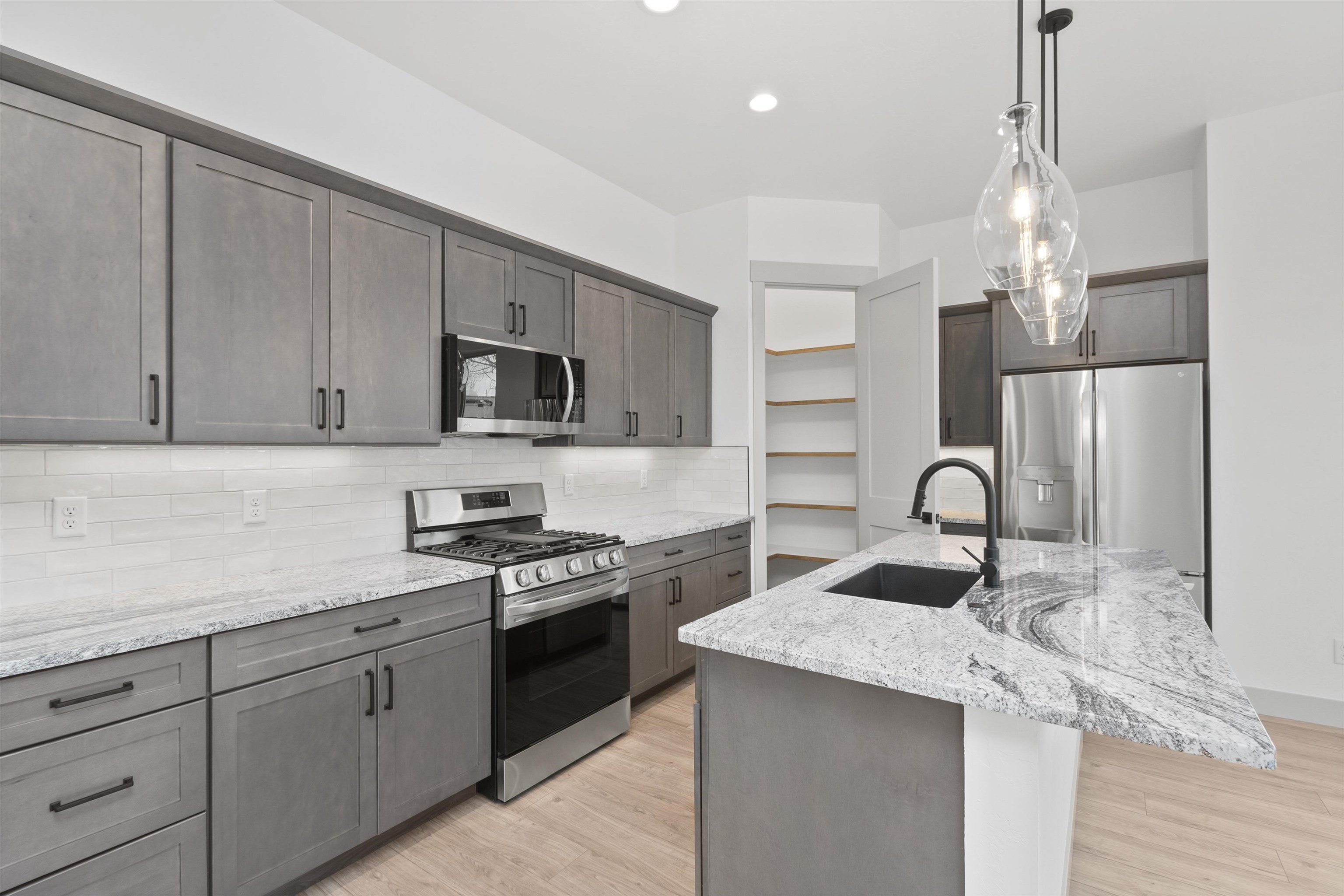 788 Spur Cross Road Grand Junction, CO 81505 - Photo 10 of 21 Gallery Image 10