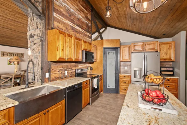 $510,000 | 7302 East Bigelow Gulch Road, Spokane, WA 99217