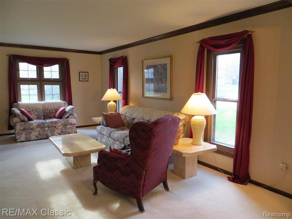 3515 Summit Ridge Drive Rochester, MI 48306 - Photo 9 of 10 Living Room.jpg