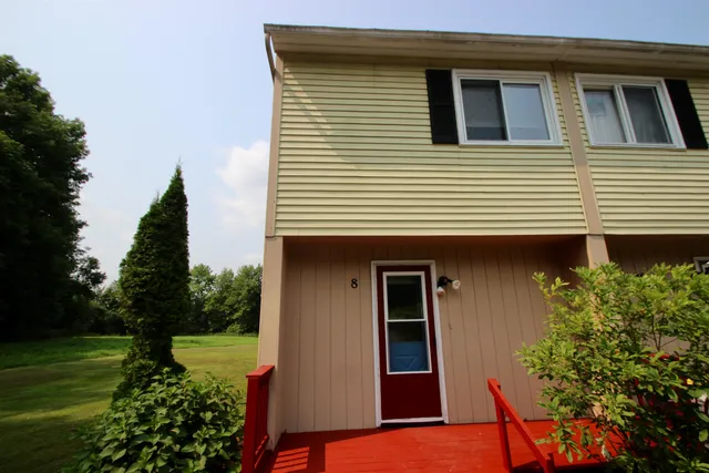 $205,000 | 78 Whetstone Drive, Unit 8, Northfield, VT 05663
