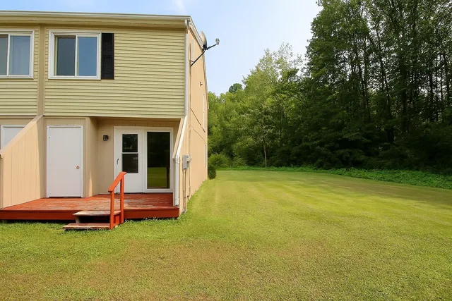 $205,000 | 78 Whetstone Drive, Unit 8, Northfield, VT 05663