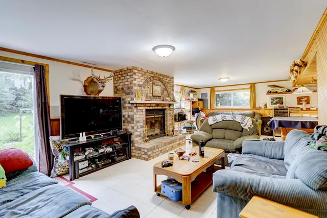 $475,000 | 2765 Oak Knoll Lane, Stoughton, WI 53589