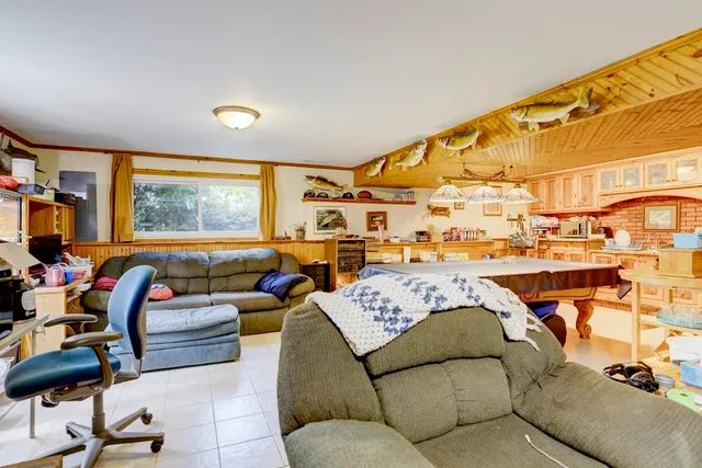 $475,000 | 2765 Oak Knoll Lane, Stoughton, WI 53589