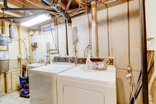 $475,000 | 2765 Oak Knoll Lane, Stoughton, WI 53589