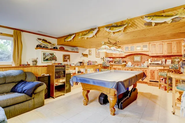 $475,000 | 2765 Oak Knoll Lane, Stoughton, WI 53589