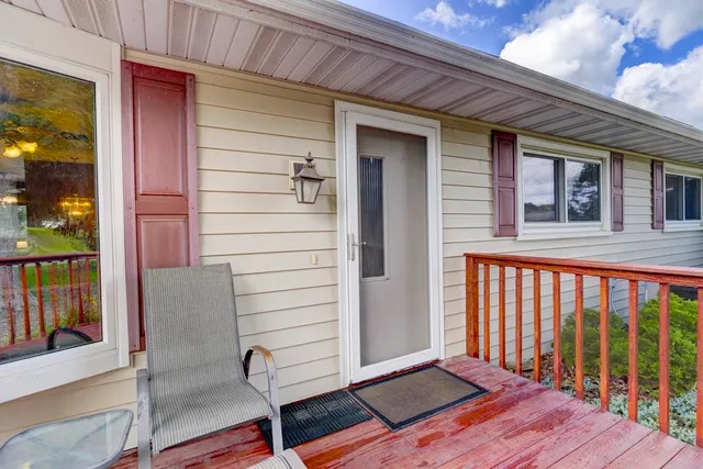 $475,000 | 2765 Oak Knoll Lane, Stoughton, WI 53589