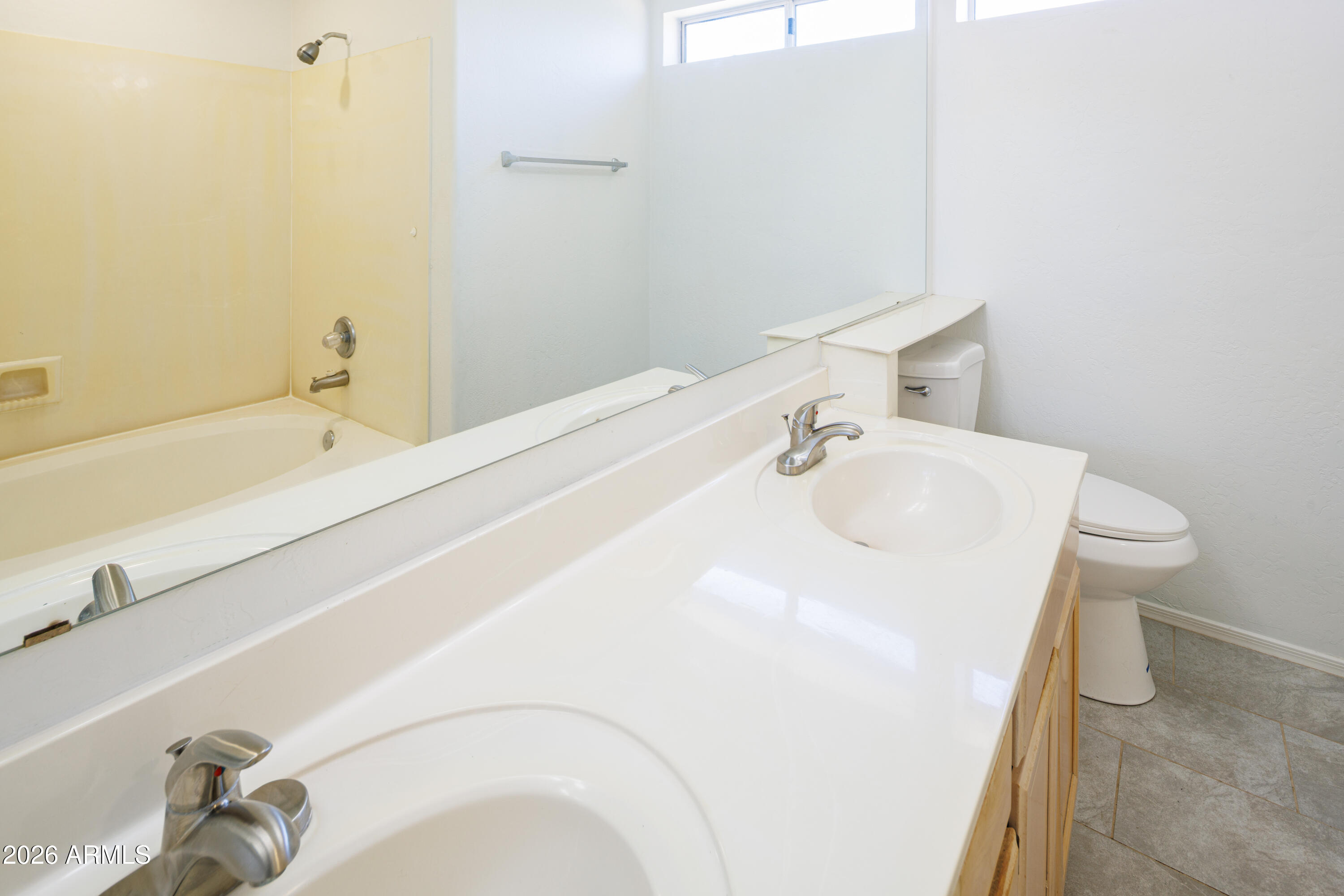 3755 East Broadway Road, Unit 16 Mesa, AZ 85206 - Photo 10 of 22 9-3755 Broadway Primary Bath
