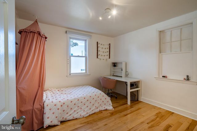 $370,000 | 1009 Morton Avenue, Folsom, PA 19033