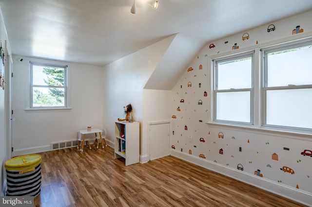 $370,000 | 1009 Morton Avenue, Folsom, PA 19033