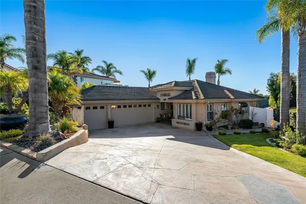 $1,400,000 | 130 La Floricita, Pismo Beach, CA 93449