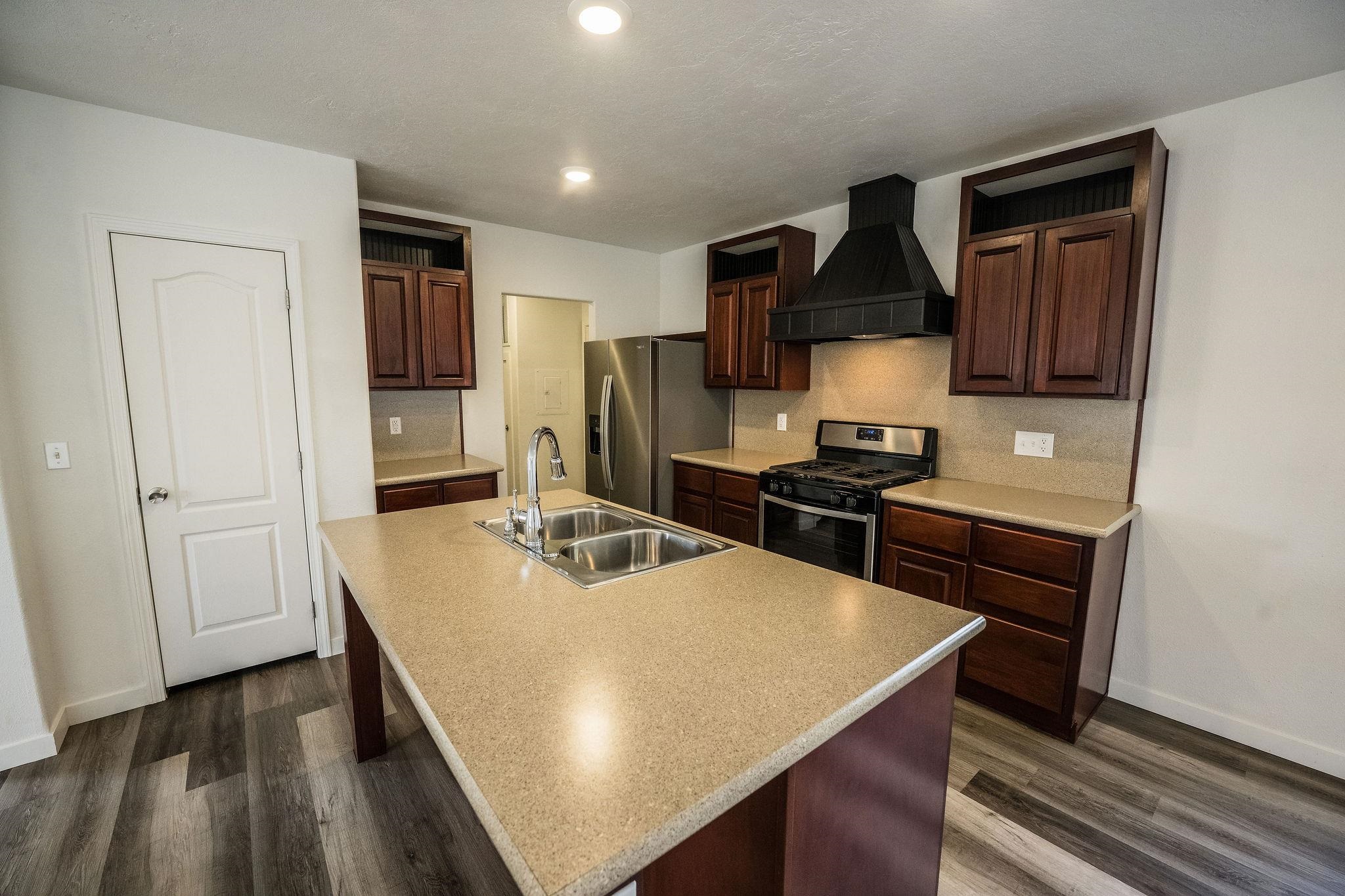 435 32 Road, Unit 568 Clifton, CO 81520 - Photo 3 of 14 Gallery Image 3