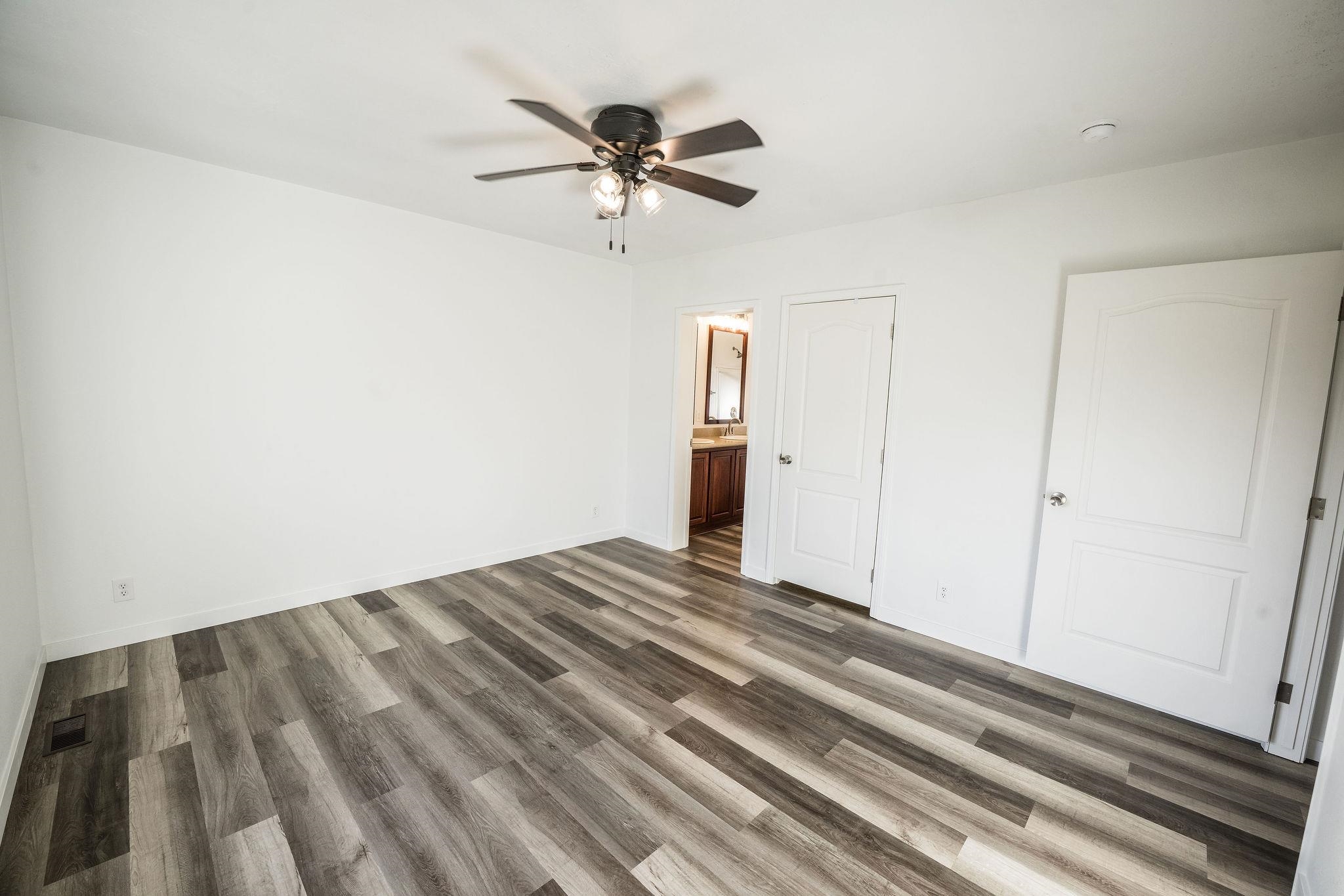 435 32 Road, Unit 568 Clifton, CO 81520 - Photo 6 of 14 Gallery Image 6