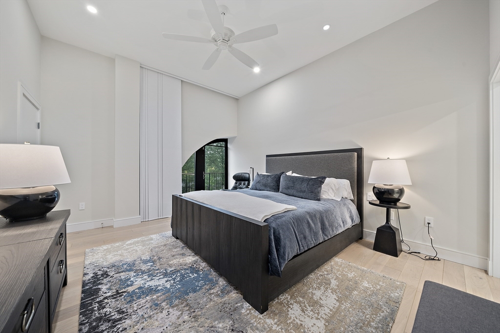 2420 Beacon Street, Unit 401 Boston, MA 02467 - Photo 17 of 41