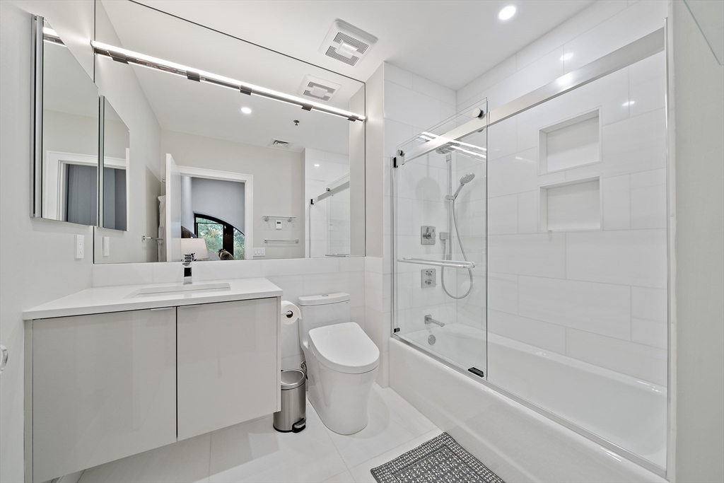 2420 Beacon Street, Unit 401 Boston, MA 02467 - Photo 19 of 41