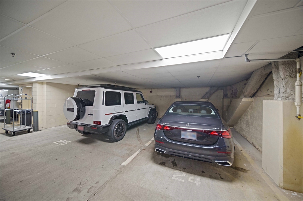 2420 Beacon Street, Unit 401 Boston, MA 02467 - Photo 29 of 41