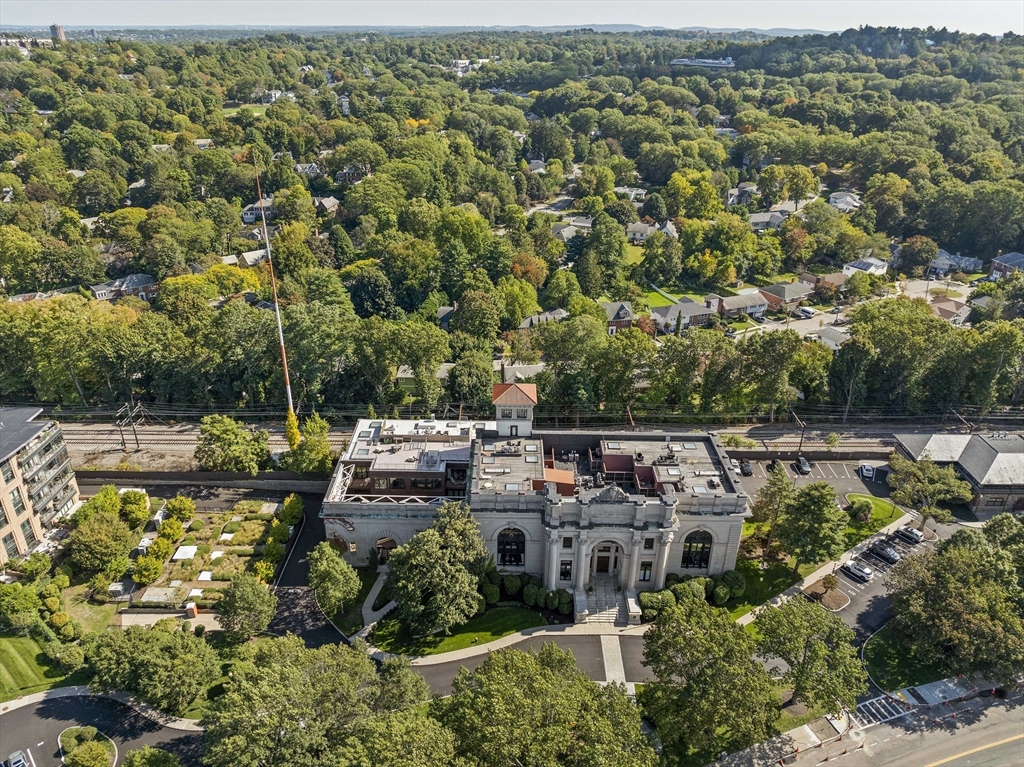 2420 Beacon Street, Unit 401 Boston, MA 02467 - Photo 33 of 41