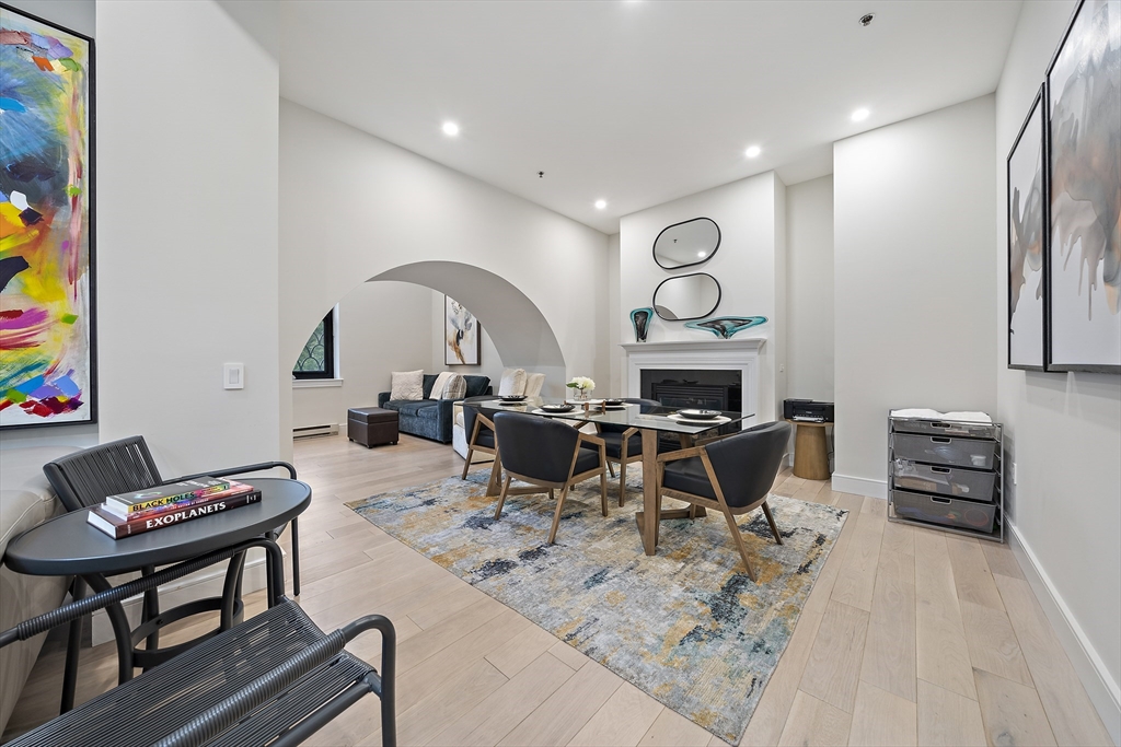 2420 Beacon Street, Unit 401 Boston, MA 02467 - Photo 5 of 41