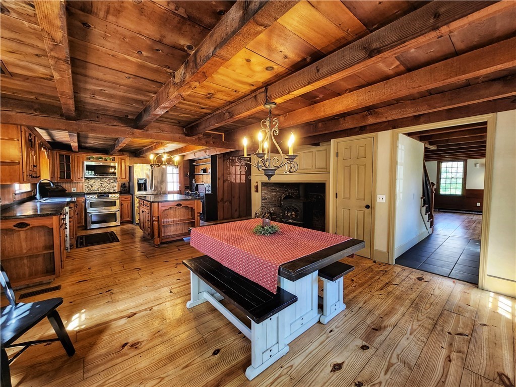 123 Battey Meetinghouse Road Scituate, RI 02857 - Photo 12 of 43 Gallery Image 12