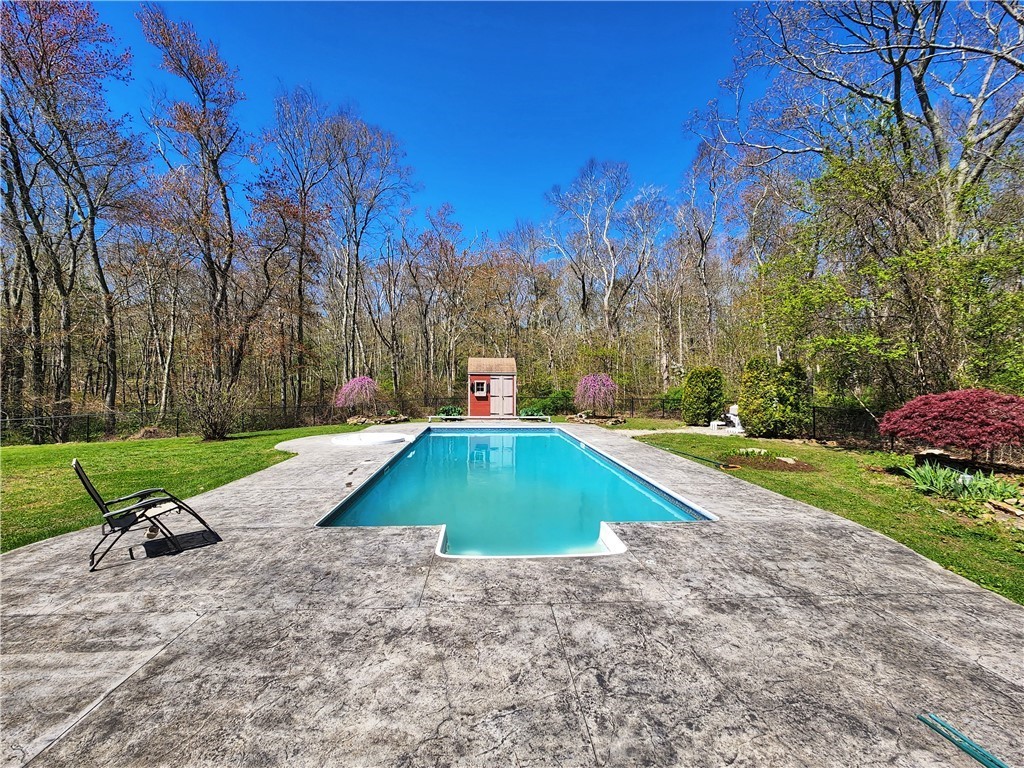123 Battey Meetinghouse Road Scituate, RI 02857 - Photo 33 of 43 Gallery Image 33