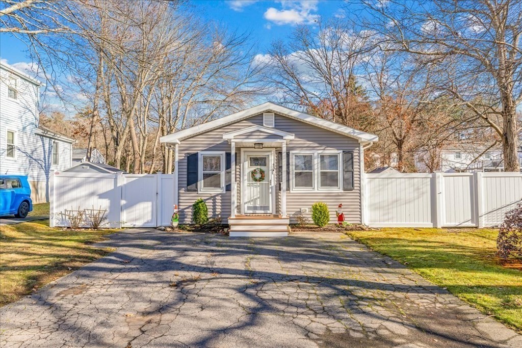 43 Fern Road Holbrook, MA 02343 - Photo 2 of 20 a front view of a house with a yard