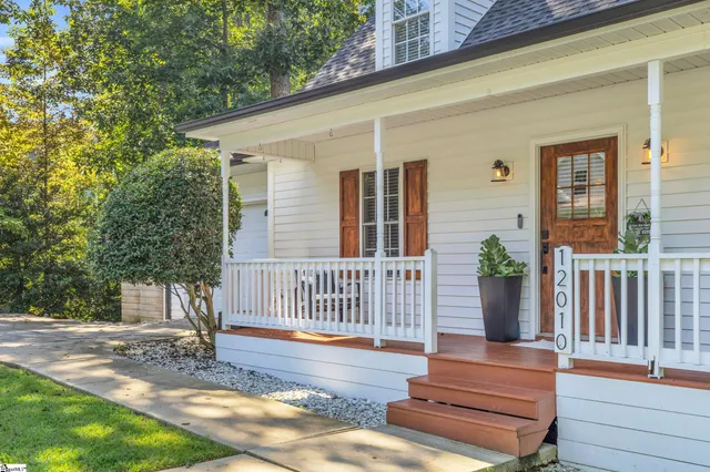 $400,000 | 12010 West Camelia Lane, Seneca, SC 29678