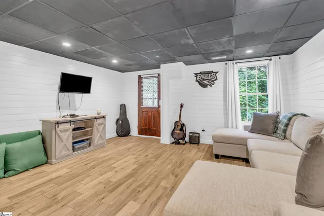 $400,000 | 12010 West Camelia Lane, Seneca, SC 29678