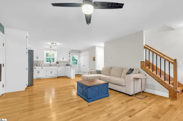 $400,000 | 12010 West Camelia Lane, Seneca, SC 29678