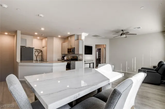 $299,000 | 4660 Ridgeley Avenue, Unit 101, North Las Vegas, NV 89084